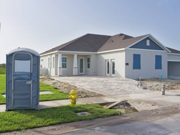 Best Luxury portable toilet rental  in Albany, WI